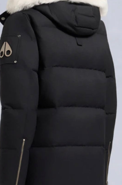 M**se Knuckles Coat