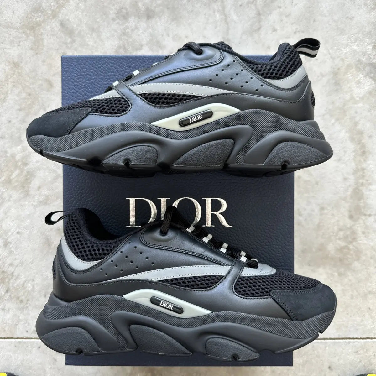 ON HAND D*OR B22S - BLACK